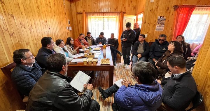 Autoridades conocen problemáticas de Comités de Agua Potable Rural de Los Vilos
