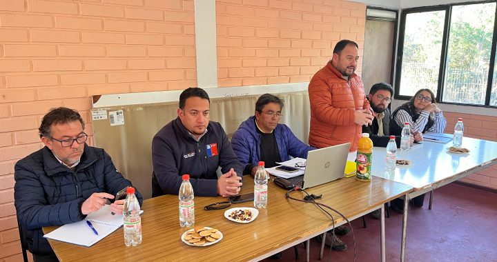 En Los Maquis conforman mesa de trabajo para reactivar sistema de servicio sanitario rural