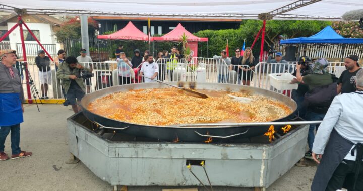 Los Vilos celebró la quinta versión de la Carbonada de Locos más grande de Chile